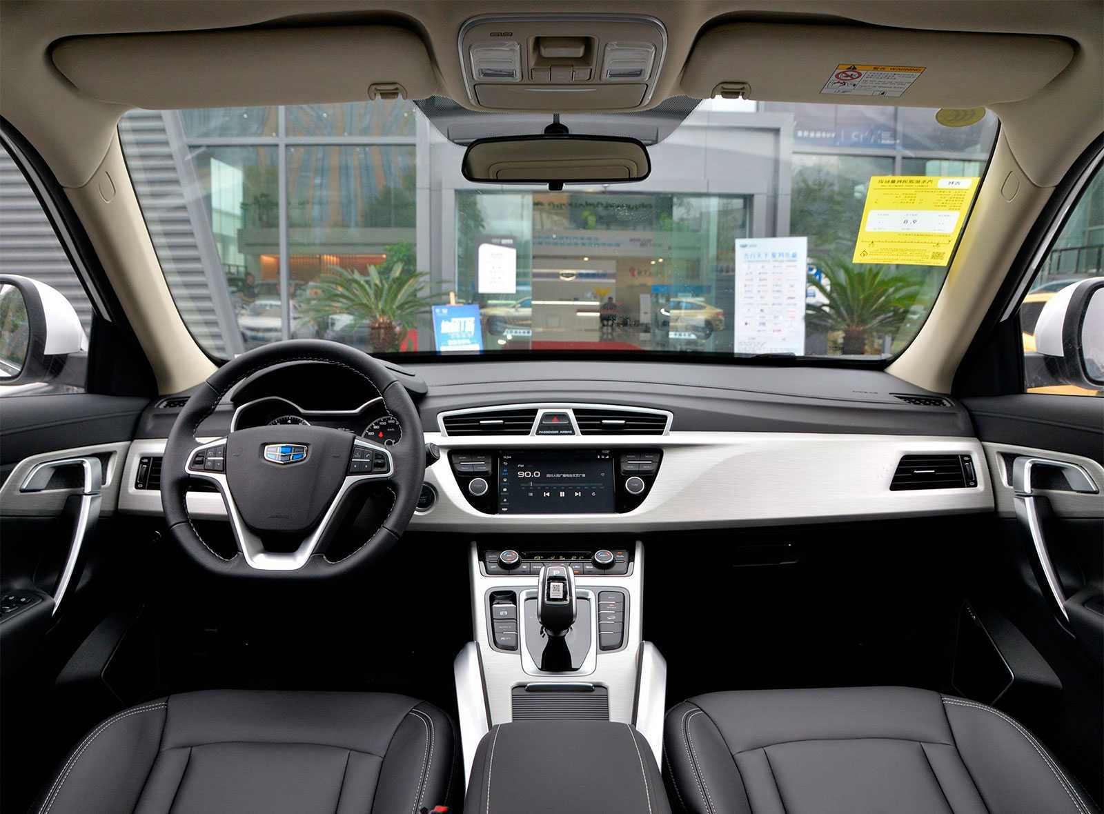 Премьерный geely atlas превосходит многие европейские кроссоверы: взгляд снаружи и изнутри