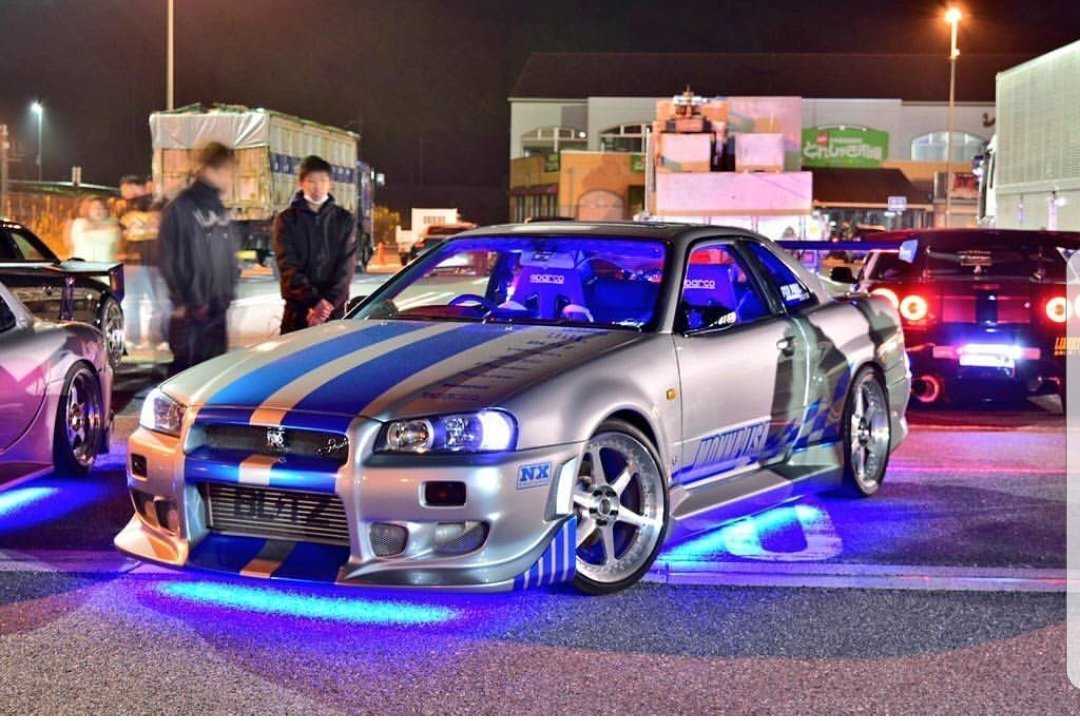 Обогнать porsche и сменить имидж. nissan skyline