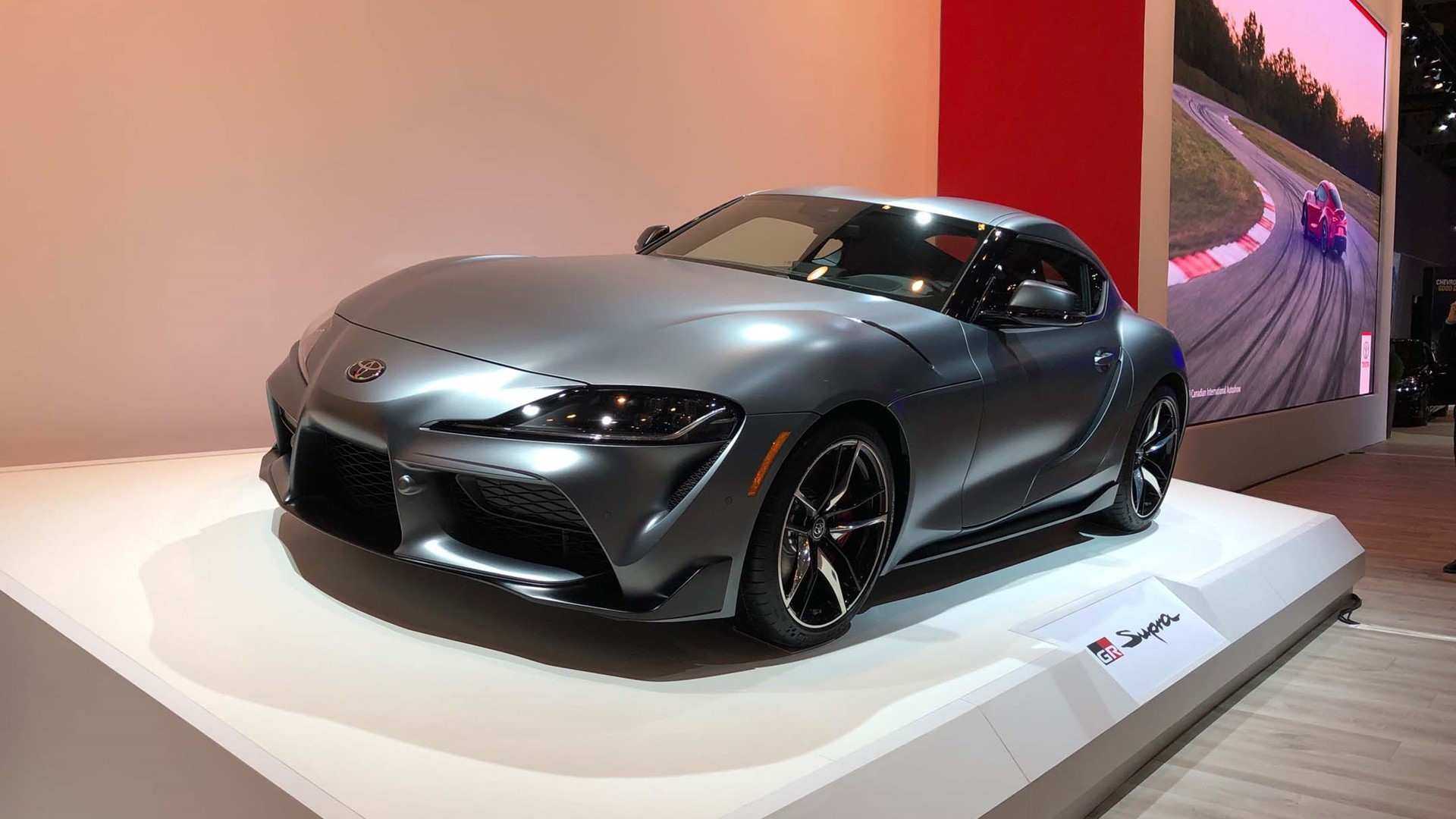 Toyota Supra 2020 сзади