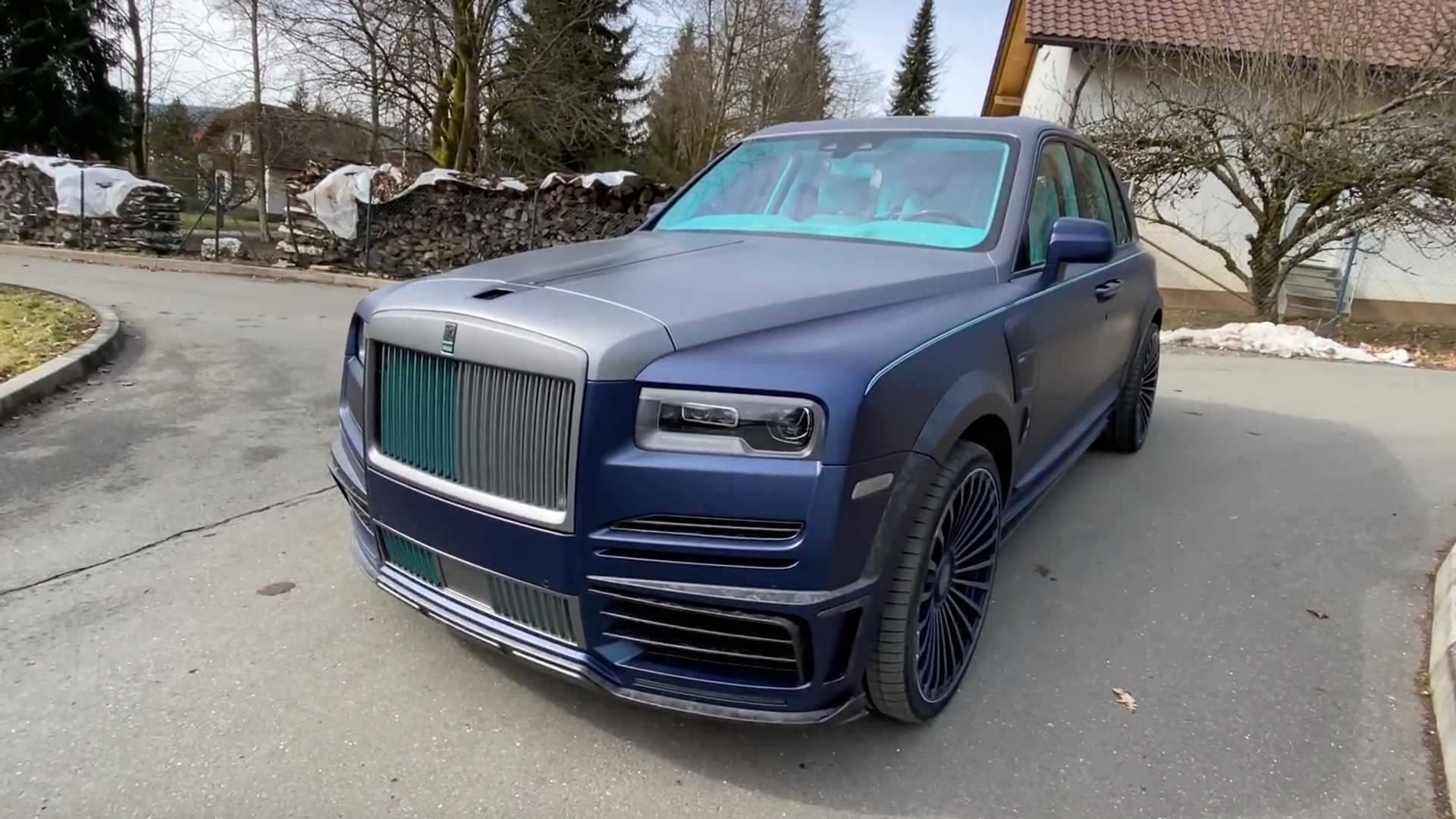 Wrap Rolls Royce Cullinan Mansory