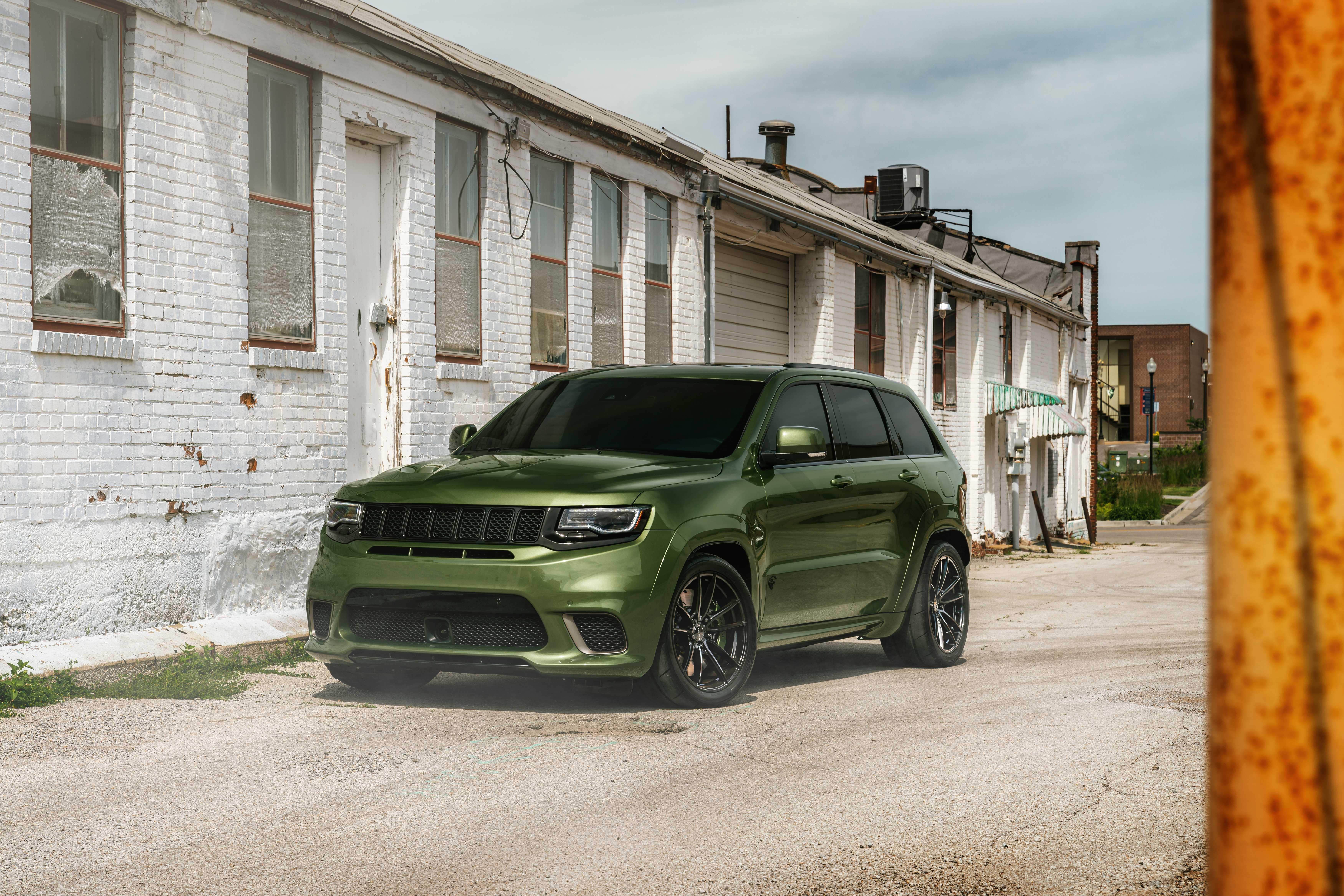 Jeep Grand Cherokee srt8 утка