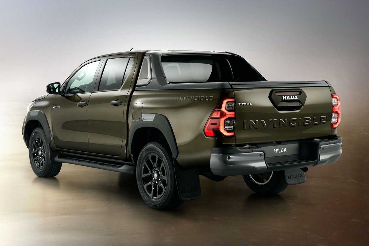 Toyota Hilux экспедиционный 2020