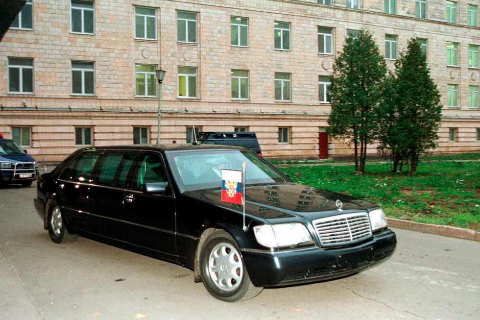 За 34 миллиона рублей на продажу выставлен лимузин бориса ельцина — иа «версия-саратов»