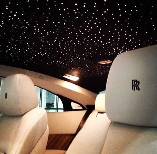 Rolls Royce Phantom 2020 РїРѕС‚РѕР»РѕРє
