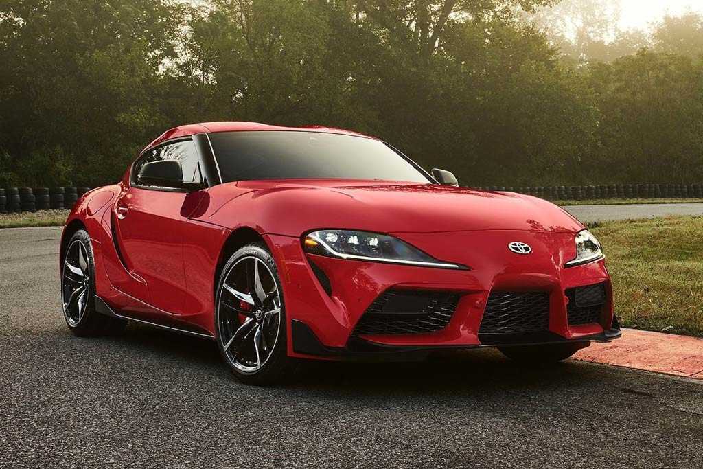Toyota supra 2021 года добавляет два двигателя