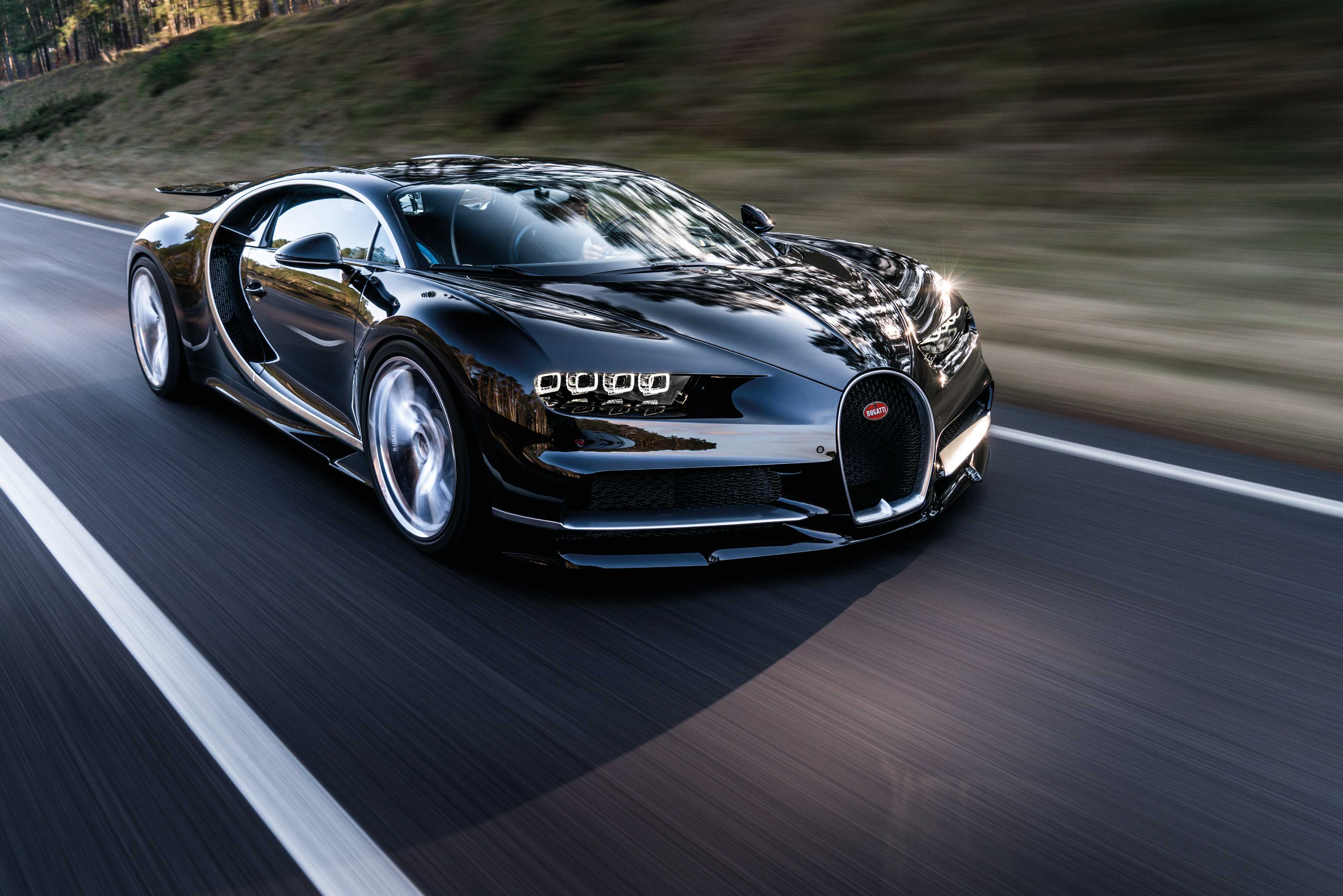 Гиперкар Bugatti Veyron