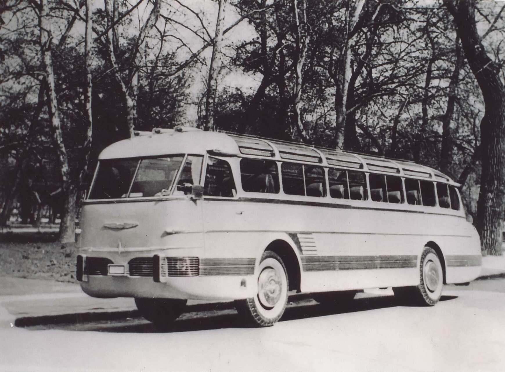 Советские автобусы крыма. Икарус 55. Ikarus 55 Lux. Икарус 30. Шасси Икарус 55.