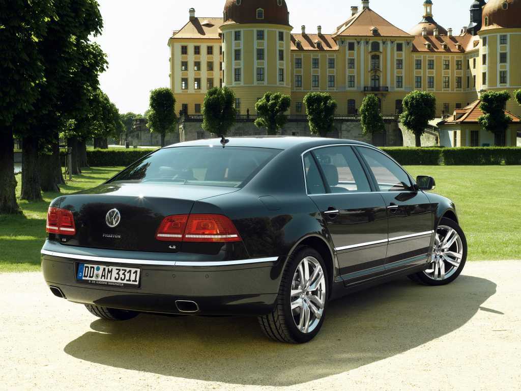 Volkswagen phaeton i рестайлинг 2010 – 2016 седан: кузов, класс, тип и объём двигателя, коробка передач, разгон, фото - carsweek.ru