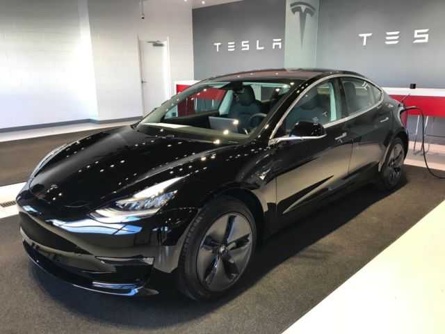 Tesla model 3 2018 года: новый бюджетный электрокар
