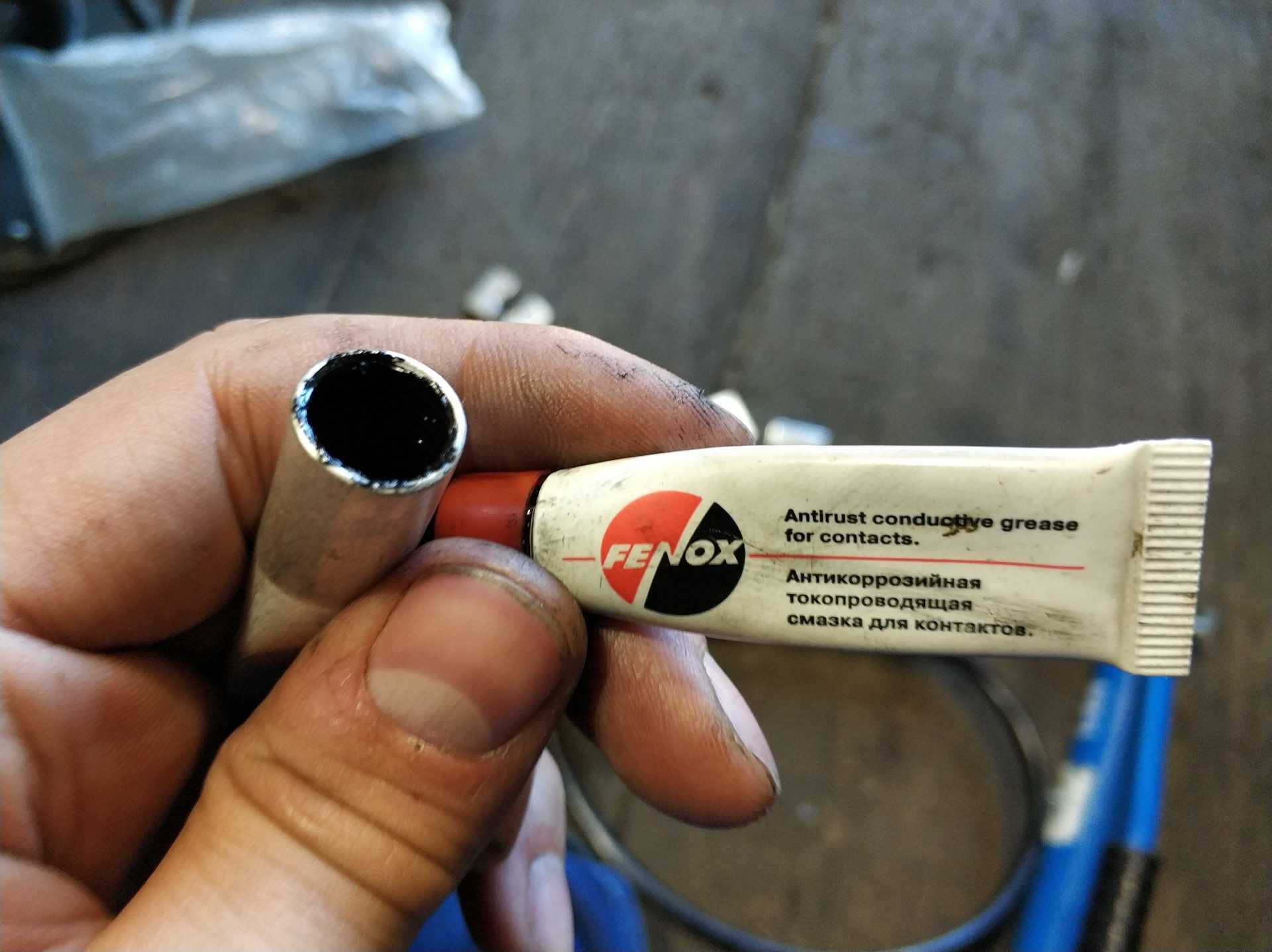 12 неожиданных вариантов использования wd-40, которые облегчат жизнь