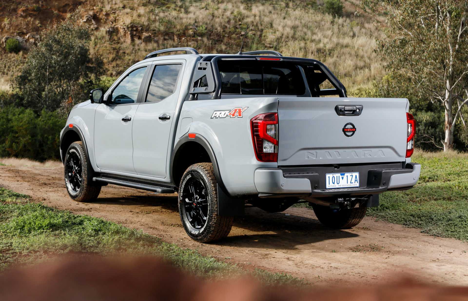 Nissan пикап Navara 2021