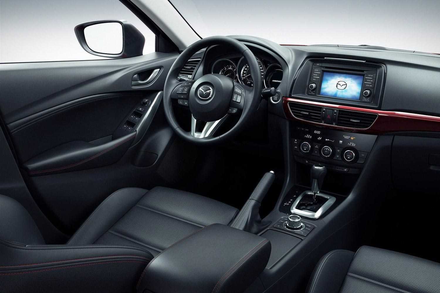 Mazda 6 в новом кузове – премиальное авто с демократичной ценой