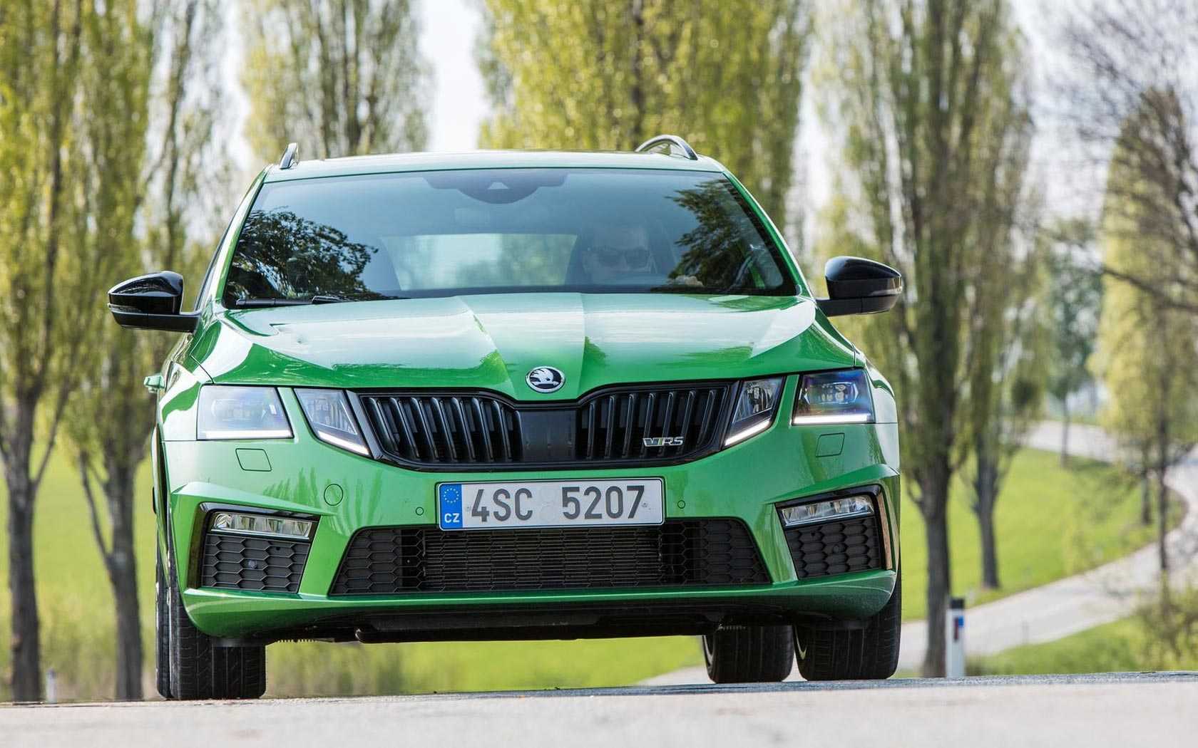 Skoda Octavia a7 Green