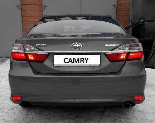 Что лучше: lexus is или toyota camry?