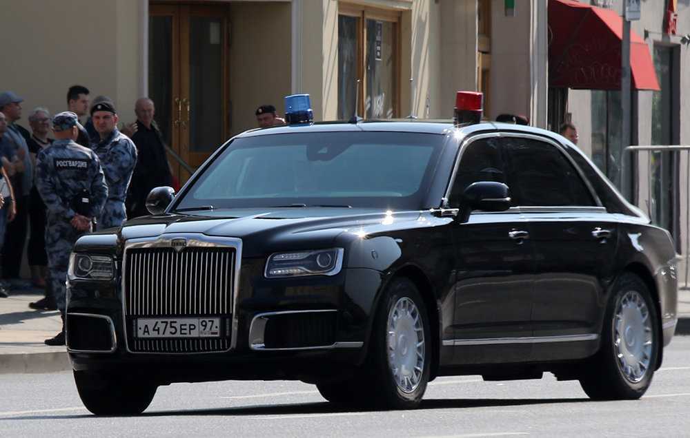 Лимузин «кортеж» показан на инаугурации владимира путина