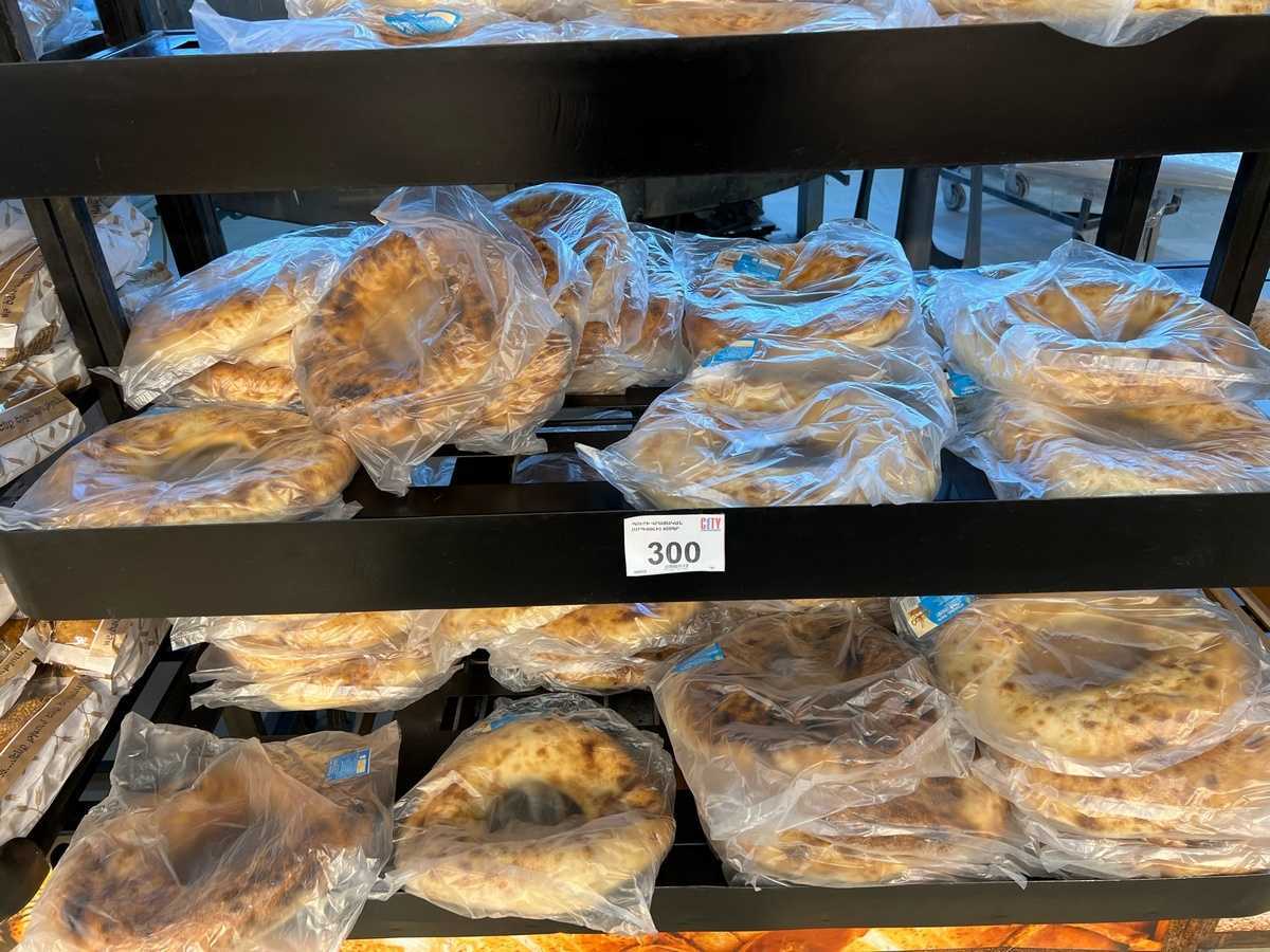Прошлись по магазинам армении и проверили, правда ли, что продукты здесь стоят дешево