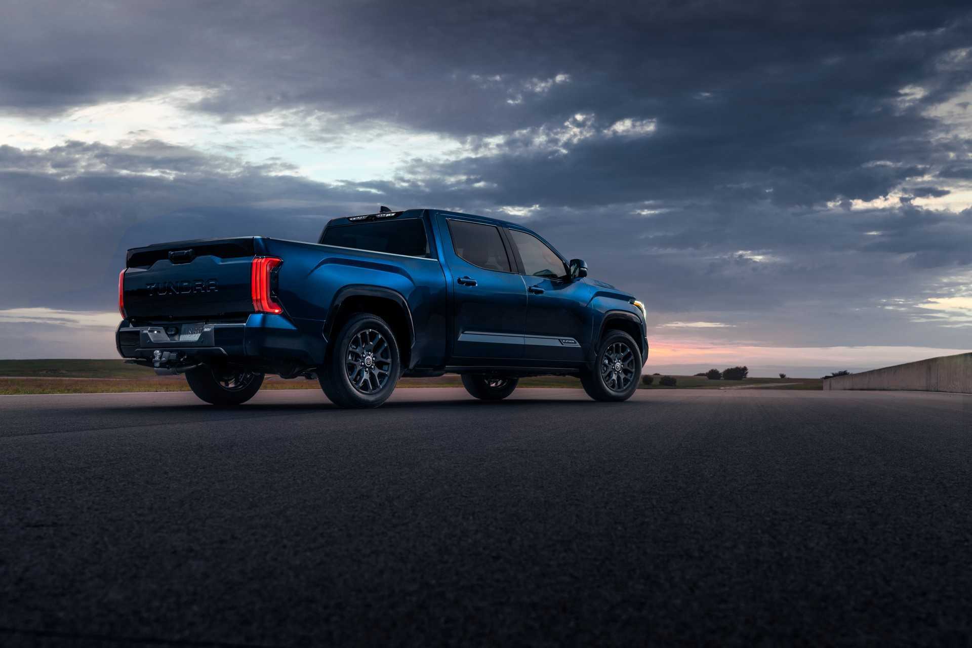 Trd sport: toyota tundra 2022 и toyota sequoia 2022