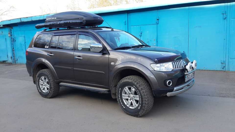 Mitsubishi pajero 4 (2006-2020) – параллели