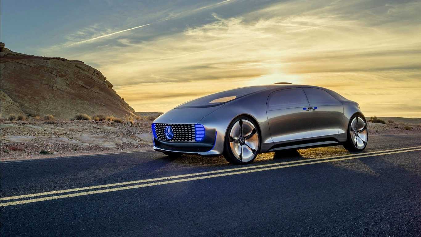 Решающая машина. Mercedes-Benz f 015 Luxury in Motion 2015. Mercedes-Benz f 015 Luxury. Автозапчасти машина в 3d. Машины будущего едут по дороге фото в цвете.