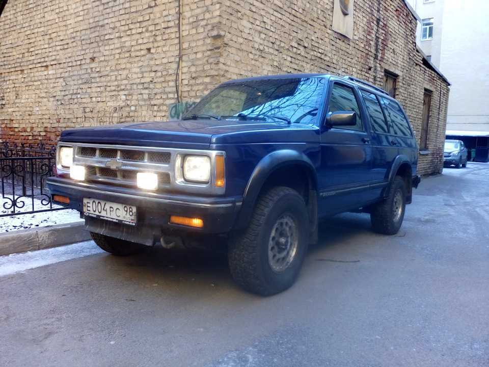 Chevrolet blazer: поколения, кузова по годам, история модели и года выпуска, рестайлинг, характеристики, габариты, фото - carsweek