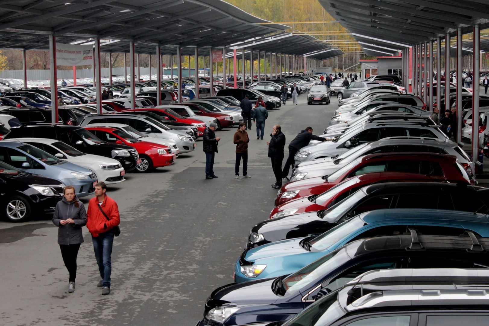 Российский авторынок обрушился в декабре, но смог удержаться «в плюсе» по итогам года - журнал движок.