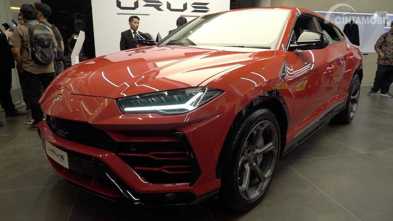 Гоночное подразделение Lamborghini Squadra Corse представило свою первую самостоятельную модель - уникальный суперкар под названием SC18, построенный в