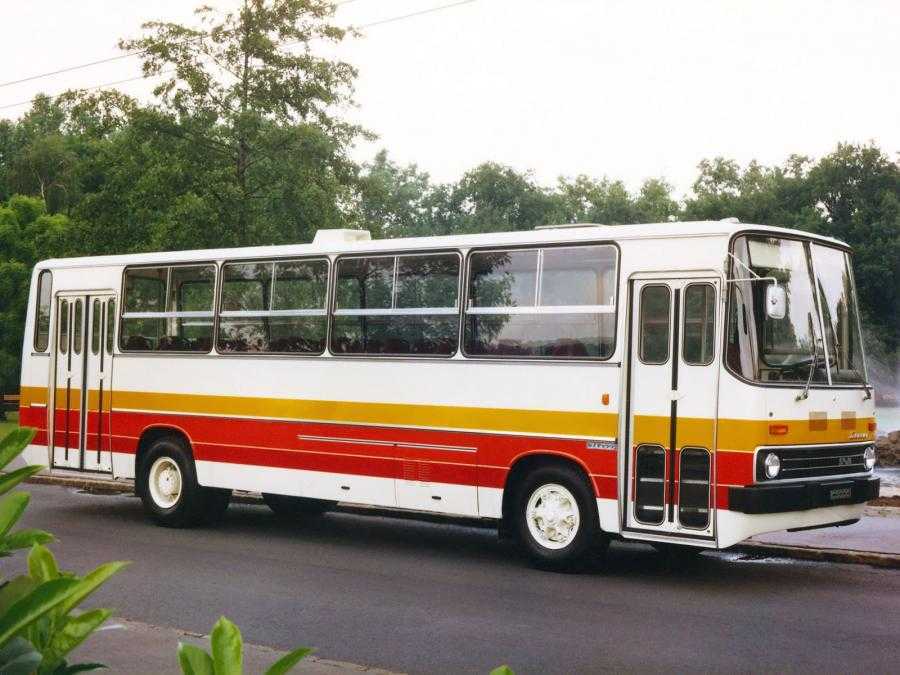 Обширная история автобуса икарус