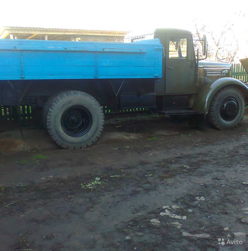 В Сети показали снимки двух уникальных МАЗ-200, которые входили в особую серию, а именно в состав станции АКДС-30А Данная техника использовалась в прошлом веке для добычи кислорода