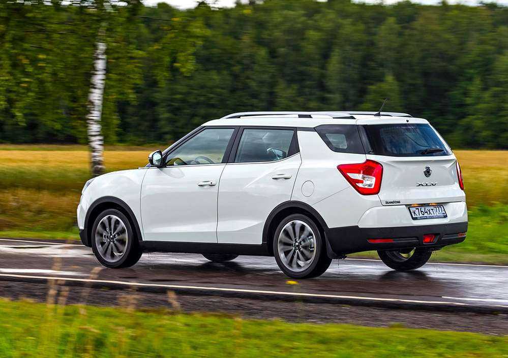 SSANGYONG Tivoli 2015